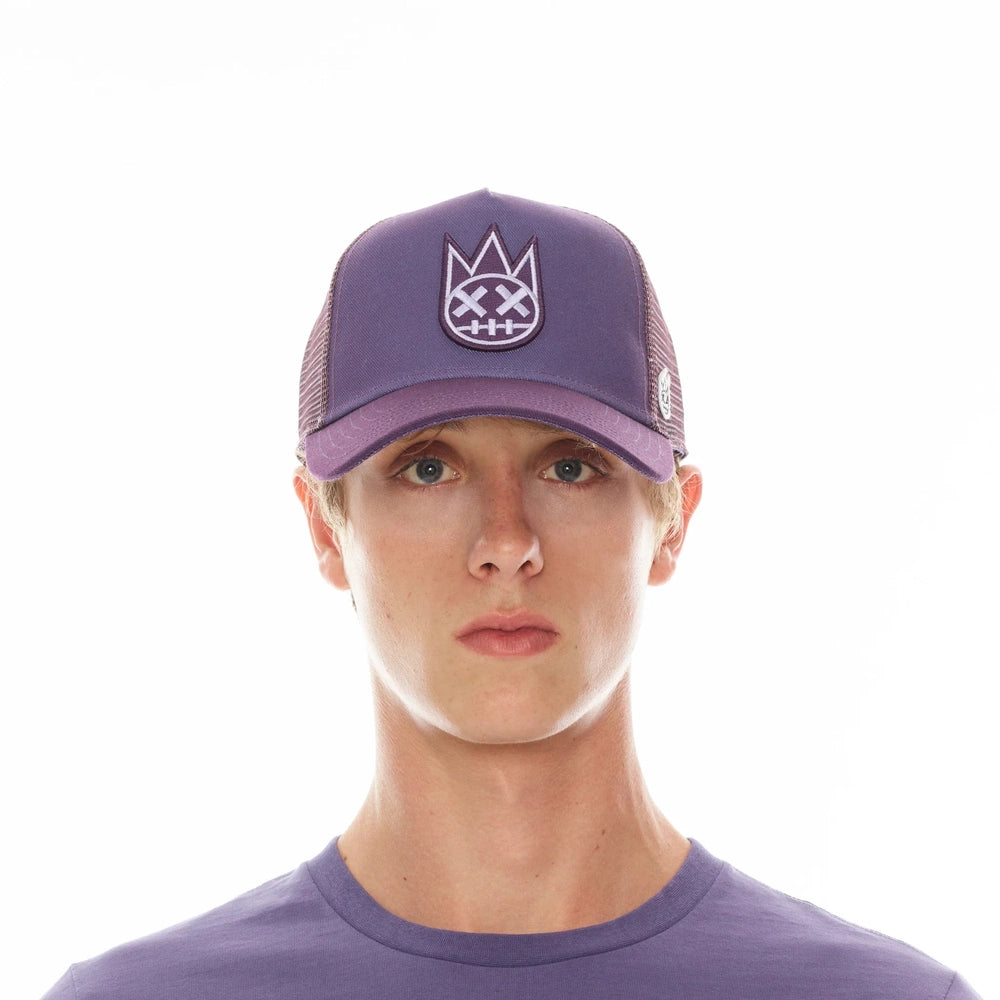 CLEAN LOGO MESH BACK TRUCKER CURVED VISOR IN IRIS
