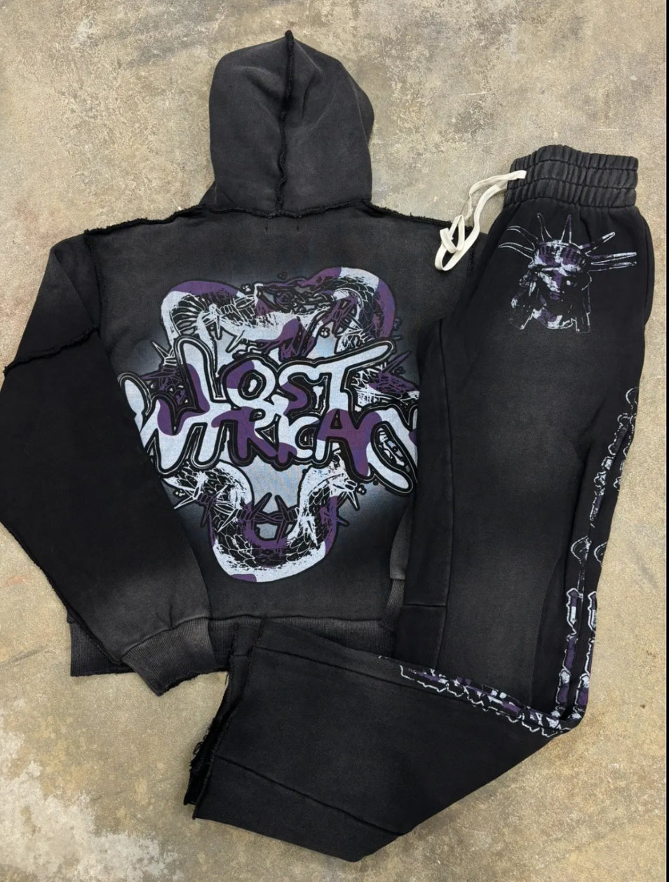 Lost Intricacy Black/Purple Zip Up
