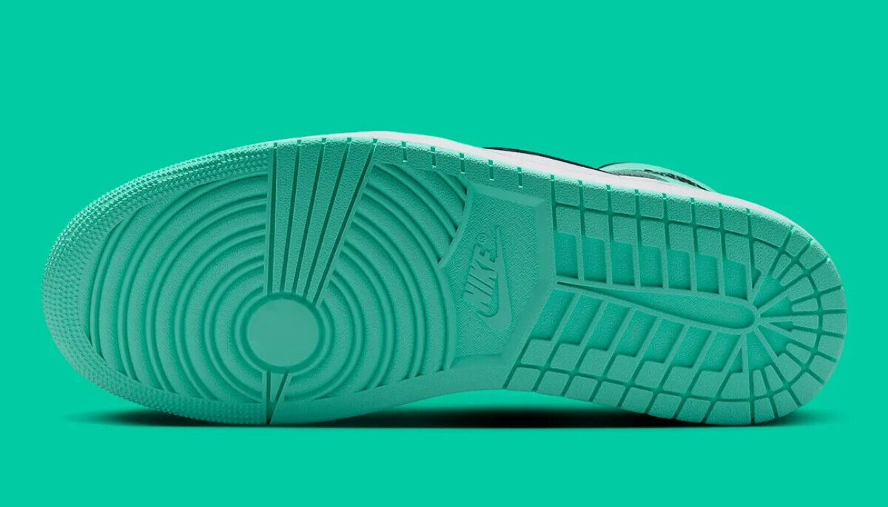 Air Jordan 1 Retro High OG (Green Glow)