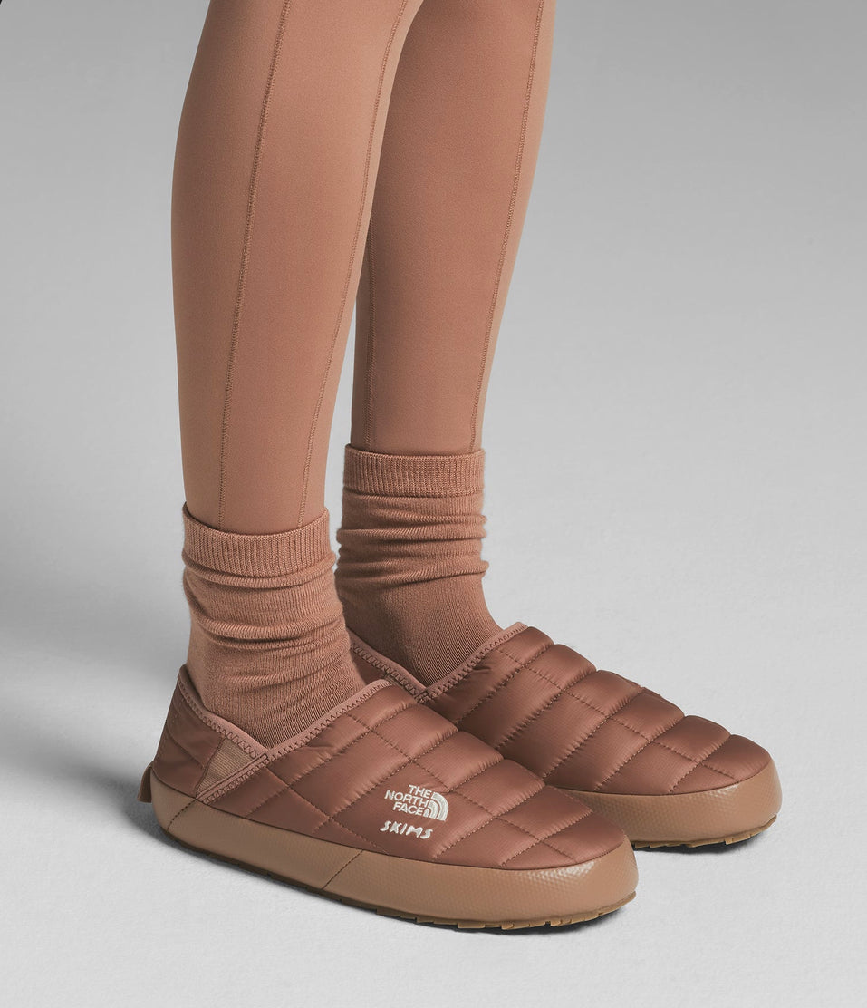 Skims Thermoball Traction Mule 5 'Sienna'