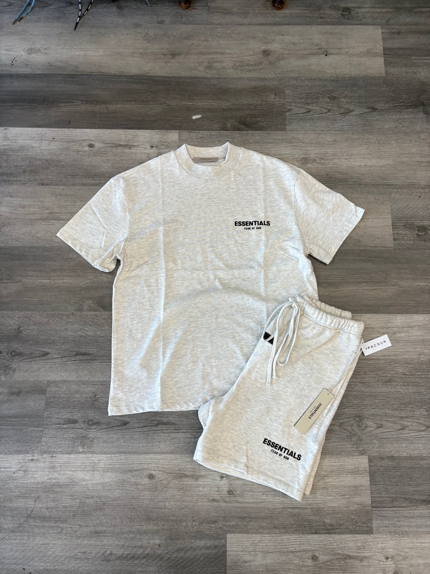 Essential set- Light Oatmeal