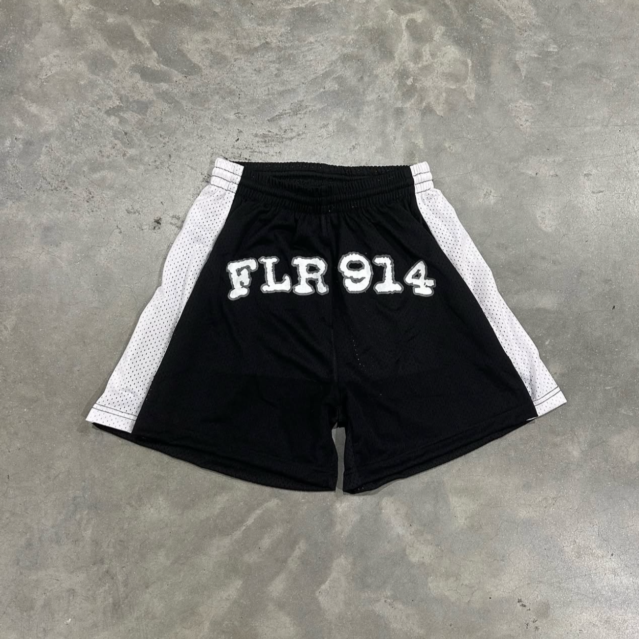 FLOOR 914 BLACK UNIFORM SHORTS