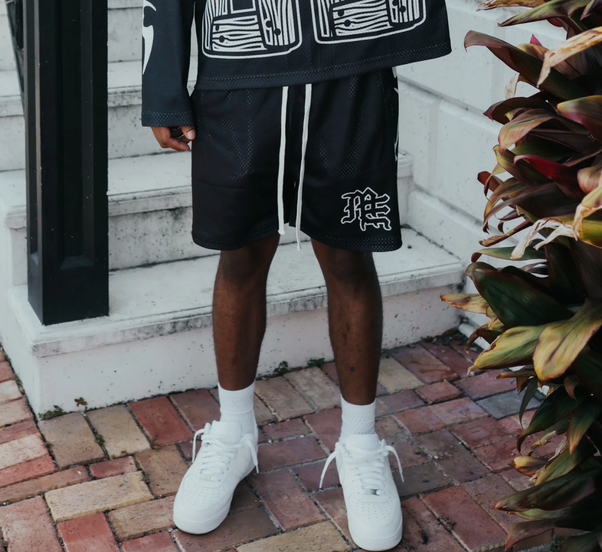 Mixed Emotions - Black “Lightning” Short