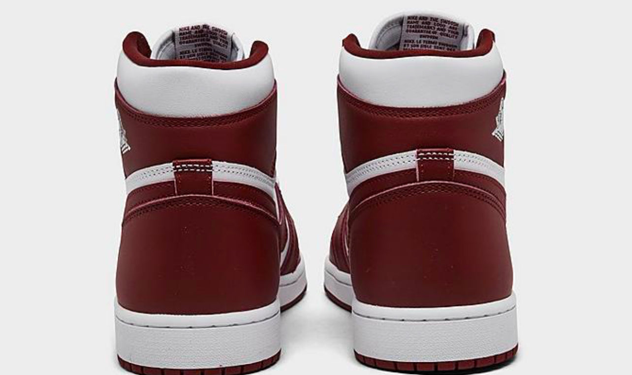 Air Jordan Retro OG 1 Maroon