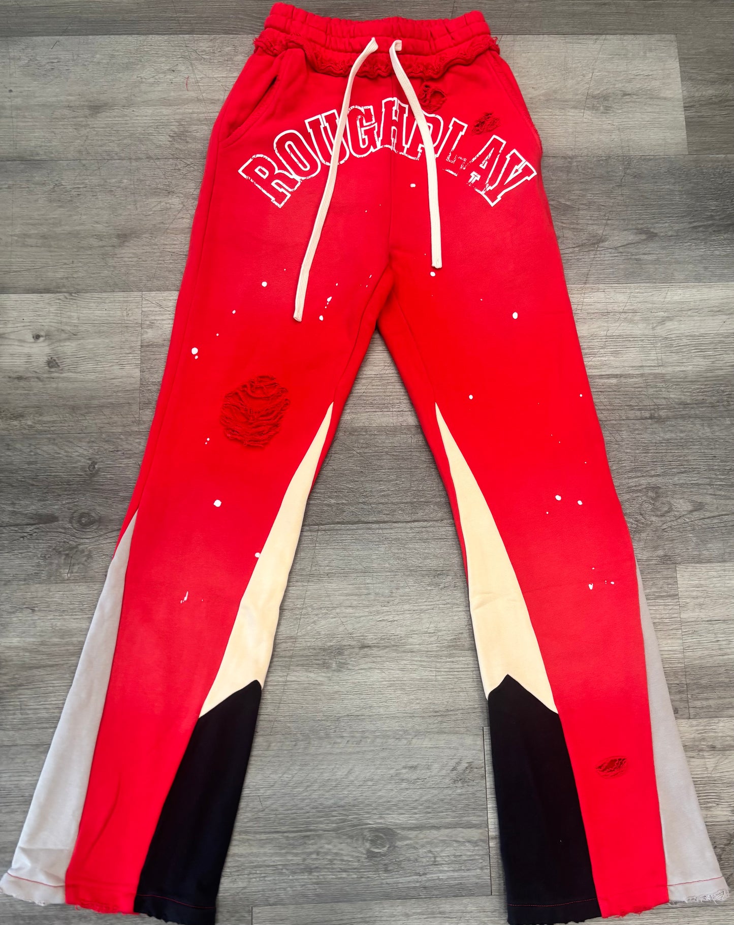 Roughplay sweatpants red