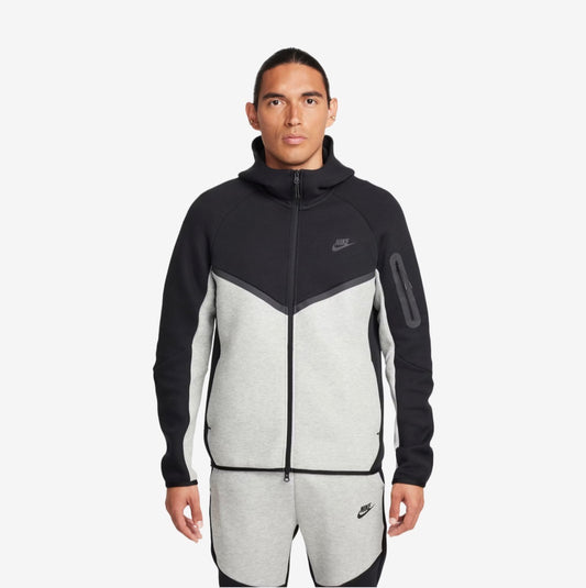 Nike Mens Tech Fleece Windrunner Full-Zip Suit