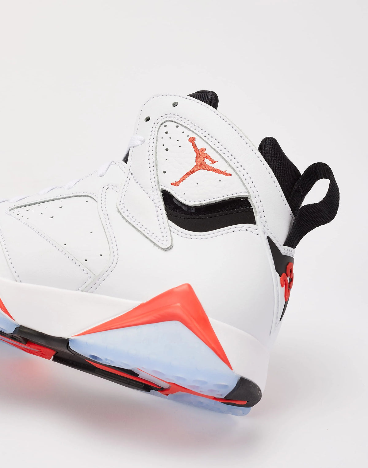 Air Jordan 7 "White Infared"