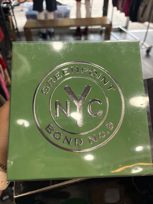 Greenpoint NYC Bond NO.9