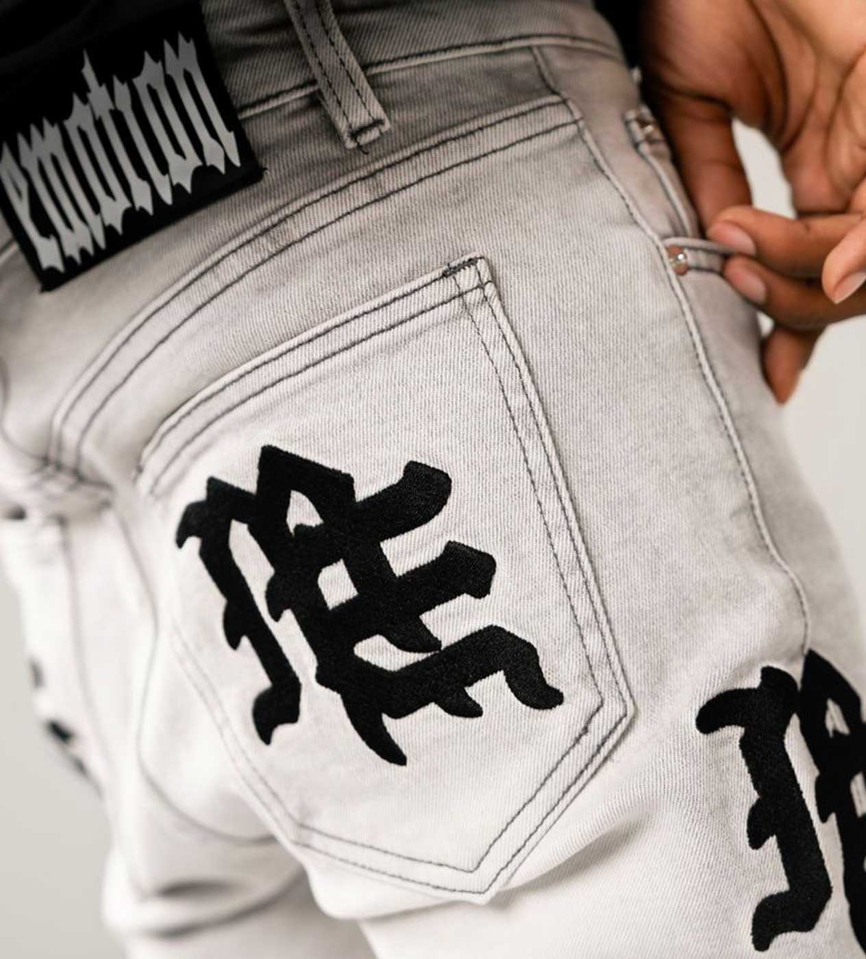 MIXED EMOTION MONOGRAM DENIM GREY WASH