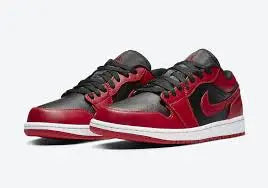 Air Jordan 1 Low Reverse Bred