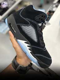 AIR JORDAN 5 “BLACK/UNIVERSITY BLUE” RETURNS JUNE 2026