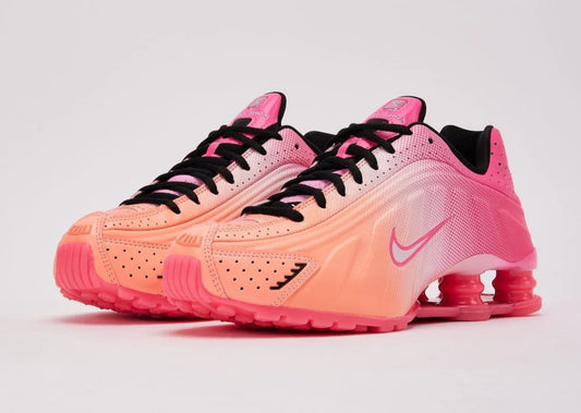 WMNS Nike Shox R4 AB